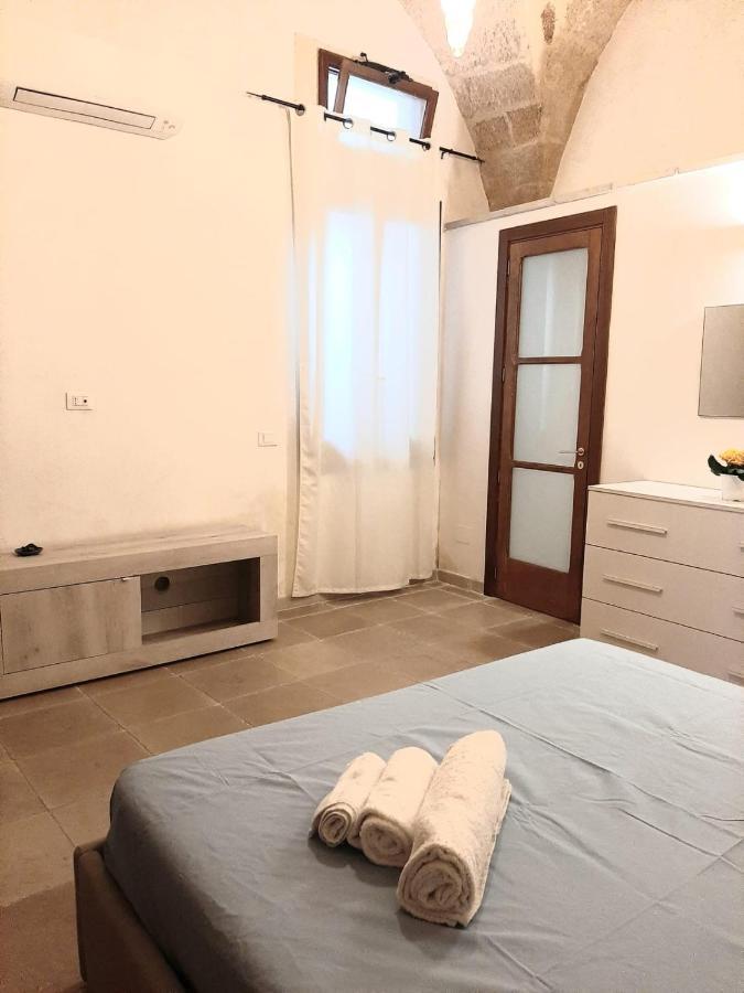 Dimora Salentina Via Scarambone Lecce Apartment Bagian luar foto